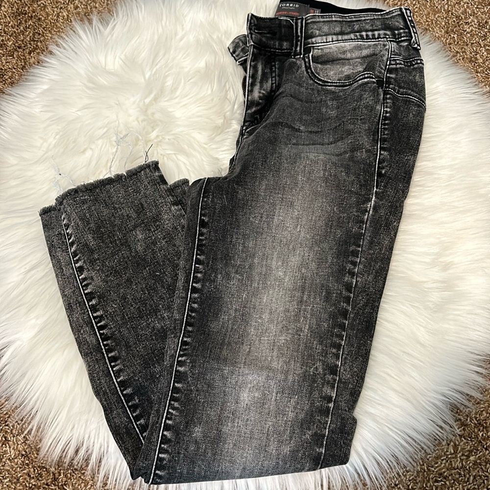 🌷Torrid Bombshell Straight SupeSoft🌷